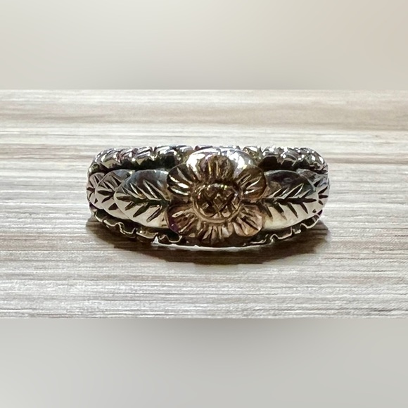 Vintage Designer Signed Stephen Dweck Sterling Silver & 18K Gold Ring, Size 6.5 - Picture 2 of 10